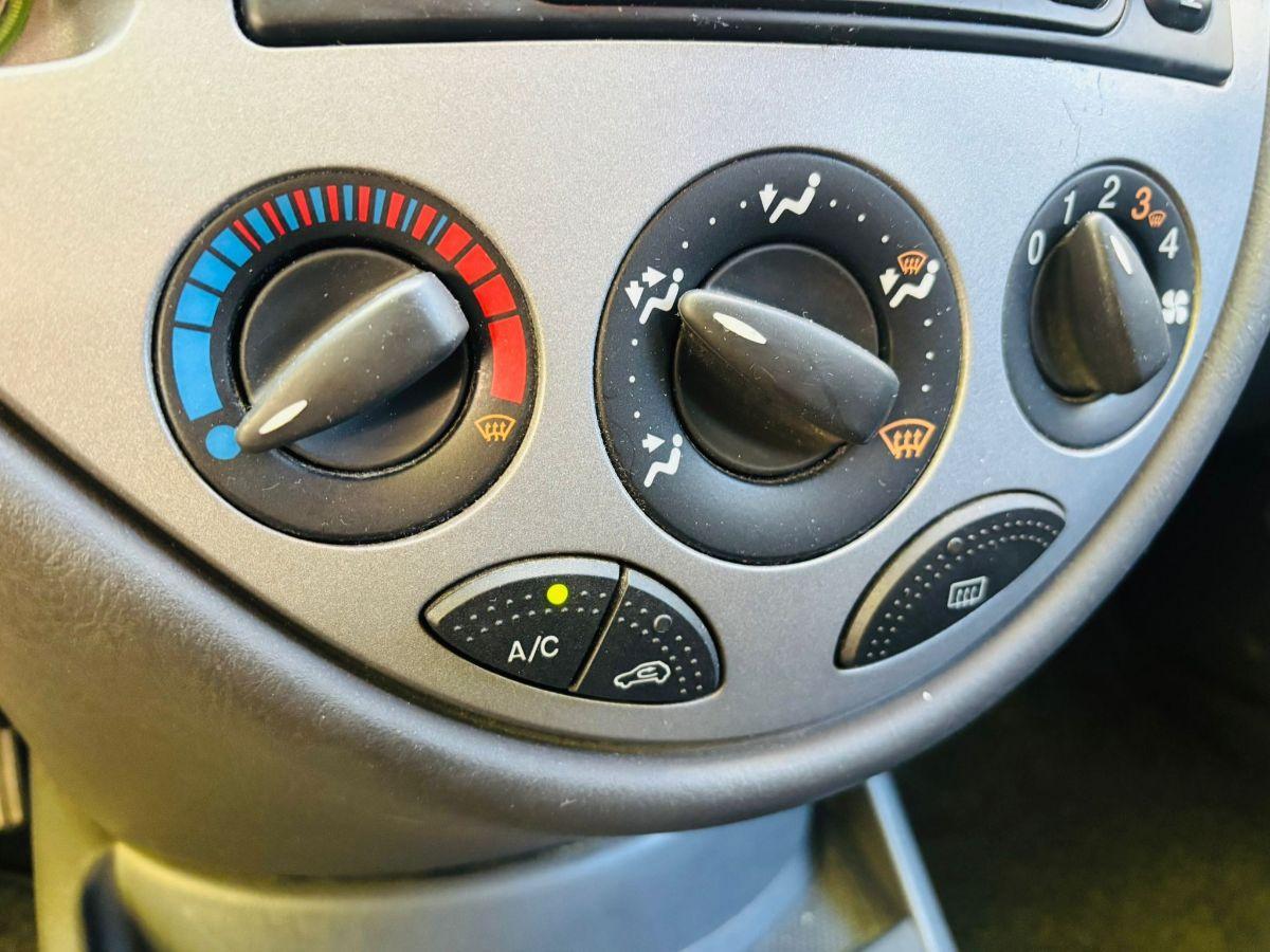 Ford Focus Station Wagon 1.8 TDCi SW Ghia