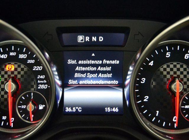 MERCEDES-BENZ SLC 200 Premium Amg RedArt Edition " Km 26.000 "
