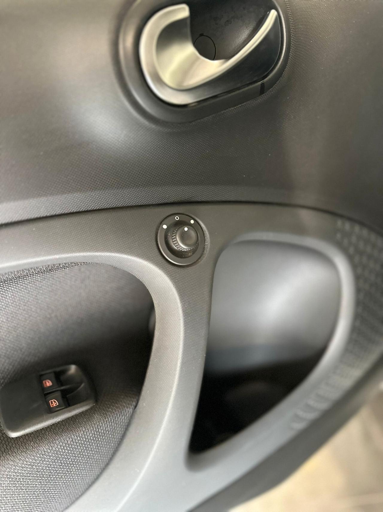Smart ForTwo BRABUS 0.9 Turbo twinamic cabrio Xclusive