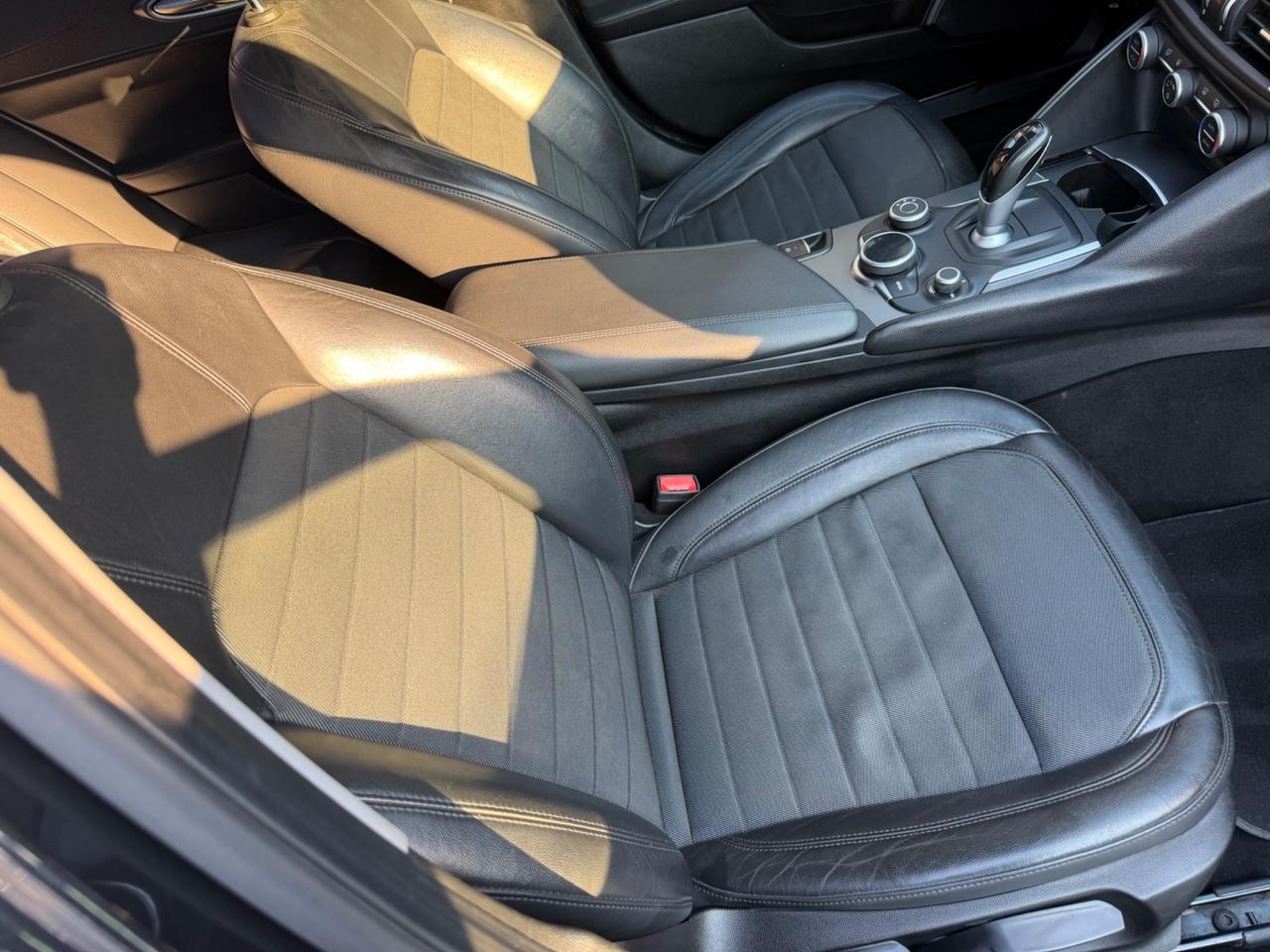 Alfa Romeo Giulia 2.2 Turbodiesel 150 CV AT8 Business