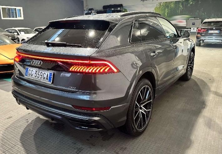 Audi Q8 50 TDI 286 CV quattro tiptronic Sport
