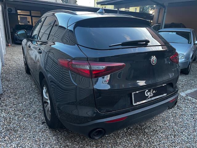Alfa Romeo Stelvio 2.2 Turbodiesel 210 CV AT8 Q4 B-Tech
