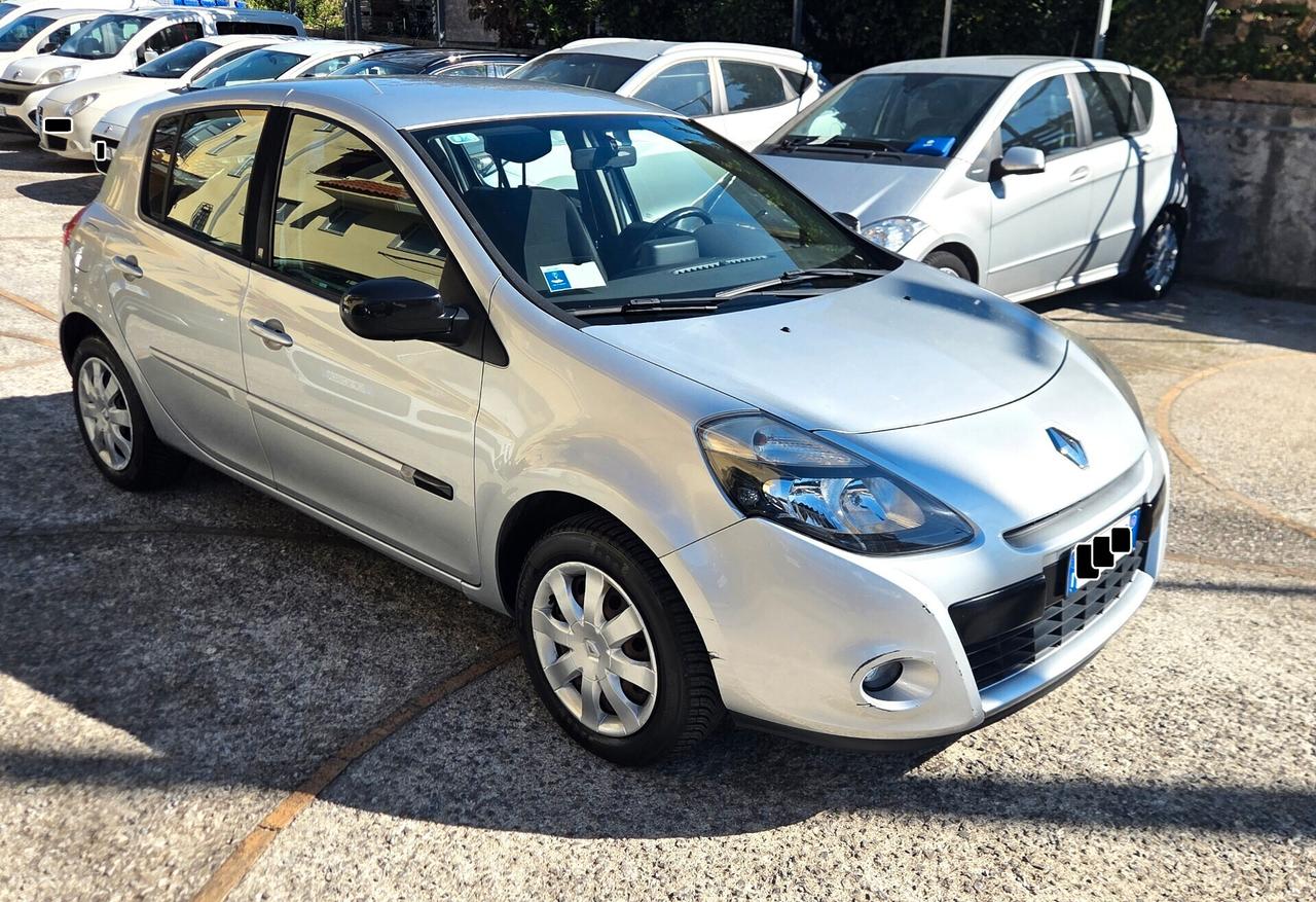 CLIO 1.5 DCI UNICO PR. TAGLIANDATA NAVIGATORE