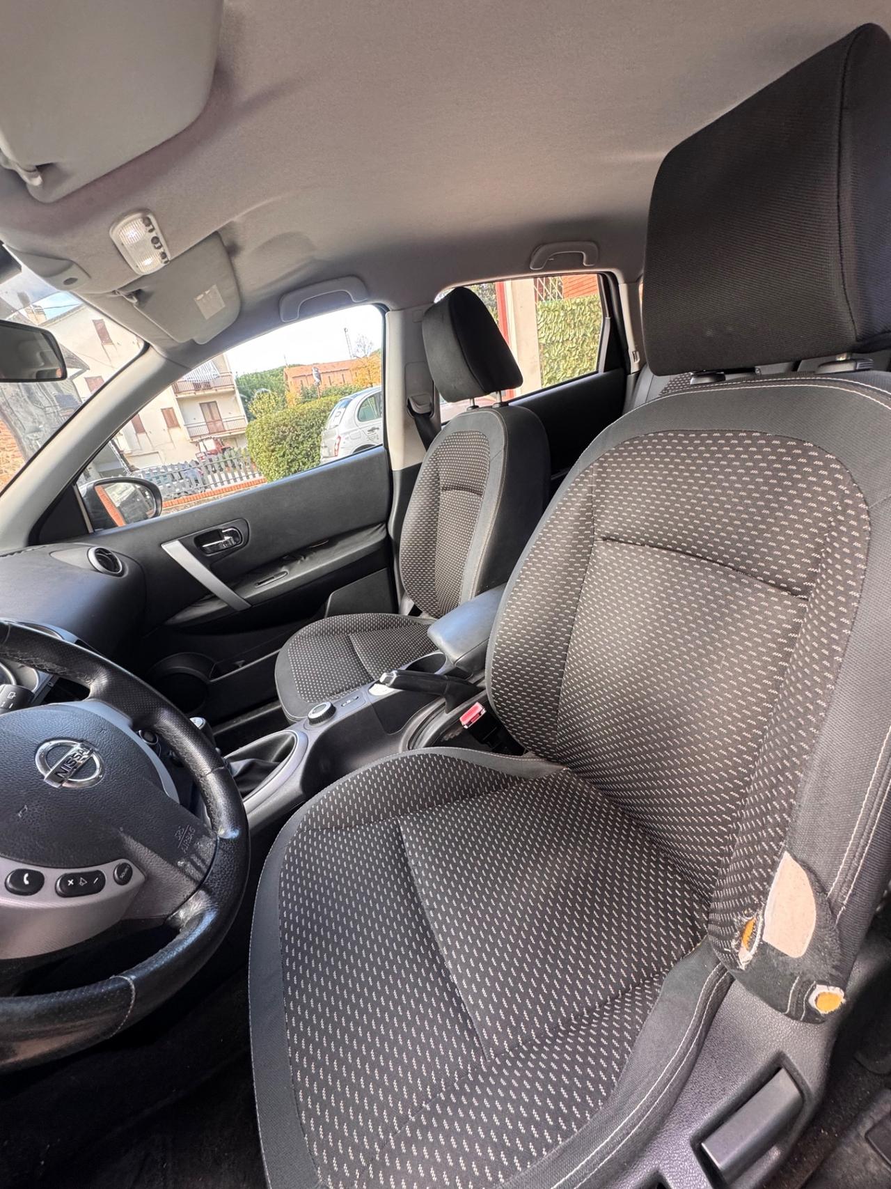 Nissan Qashqai 2.0 dCi DPF 4WD Tekna