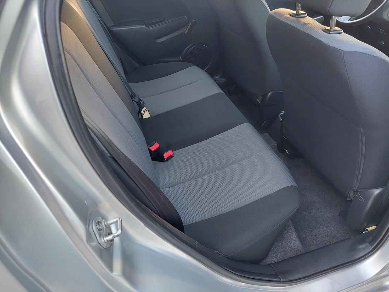 Mazda 2 1.3 16V 75CV 5porte Easy