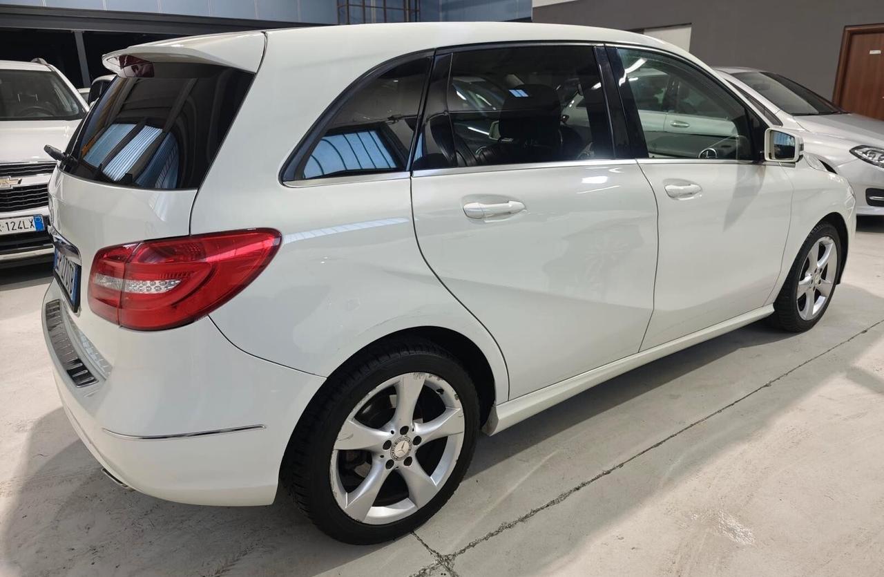 Mercedes-benz B 180 Premium Led Navigatore pelle Neopatentati