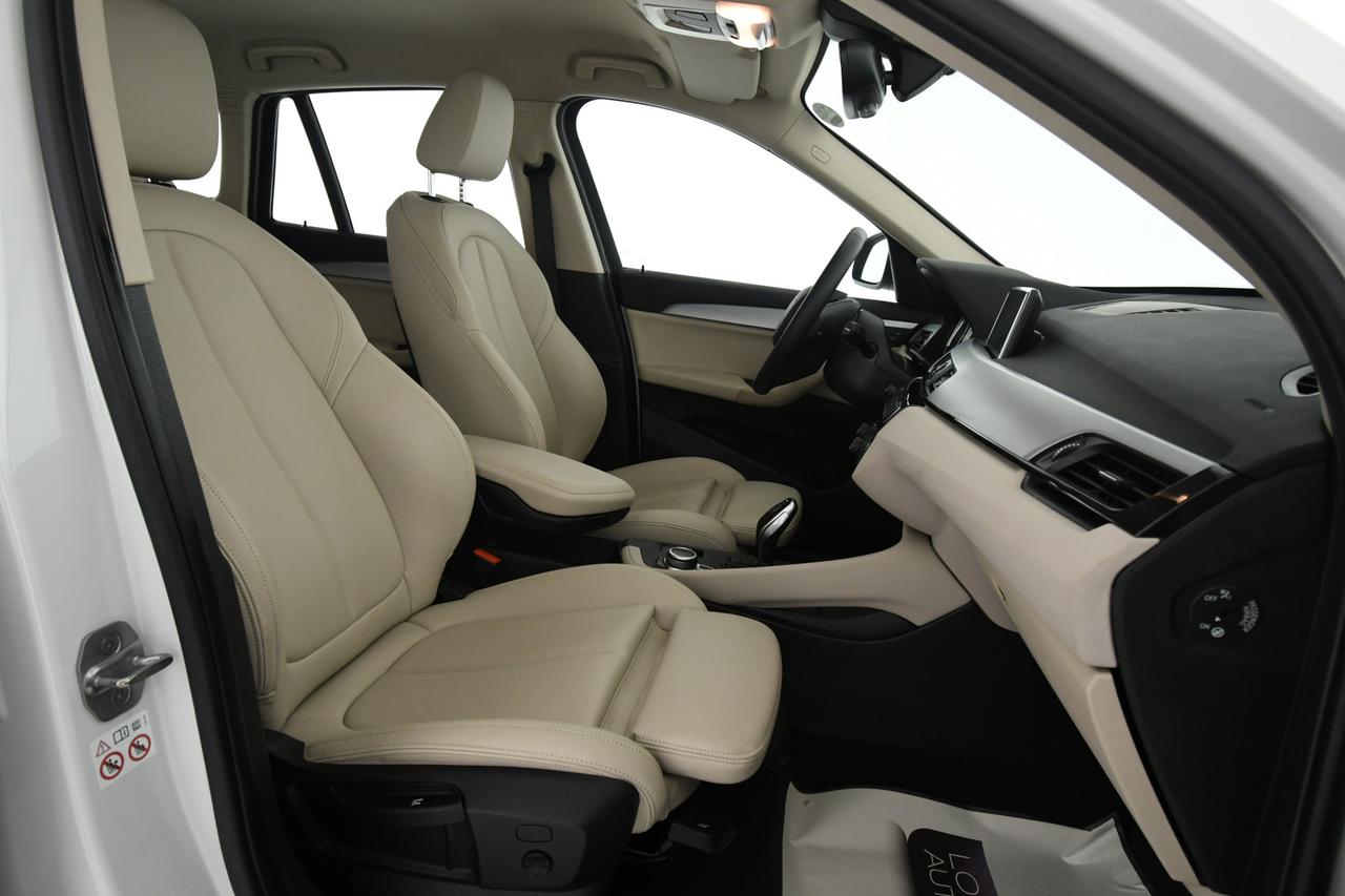 BMW X1 sdrive20d Business Advantage auto PELLE+FULL LED+C19"