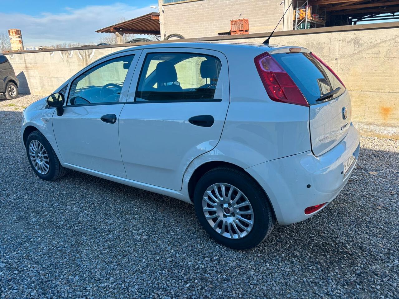Fiat Punto 1.4 8V 5 porte Easypower Street