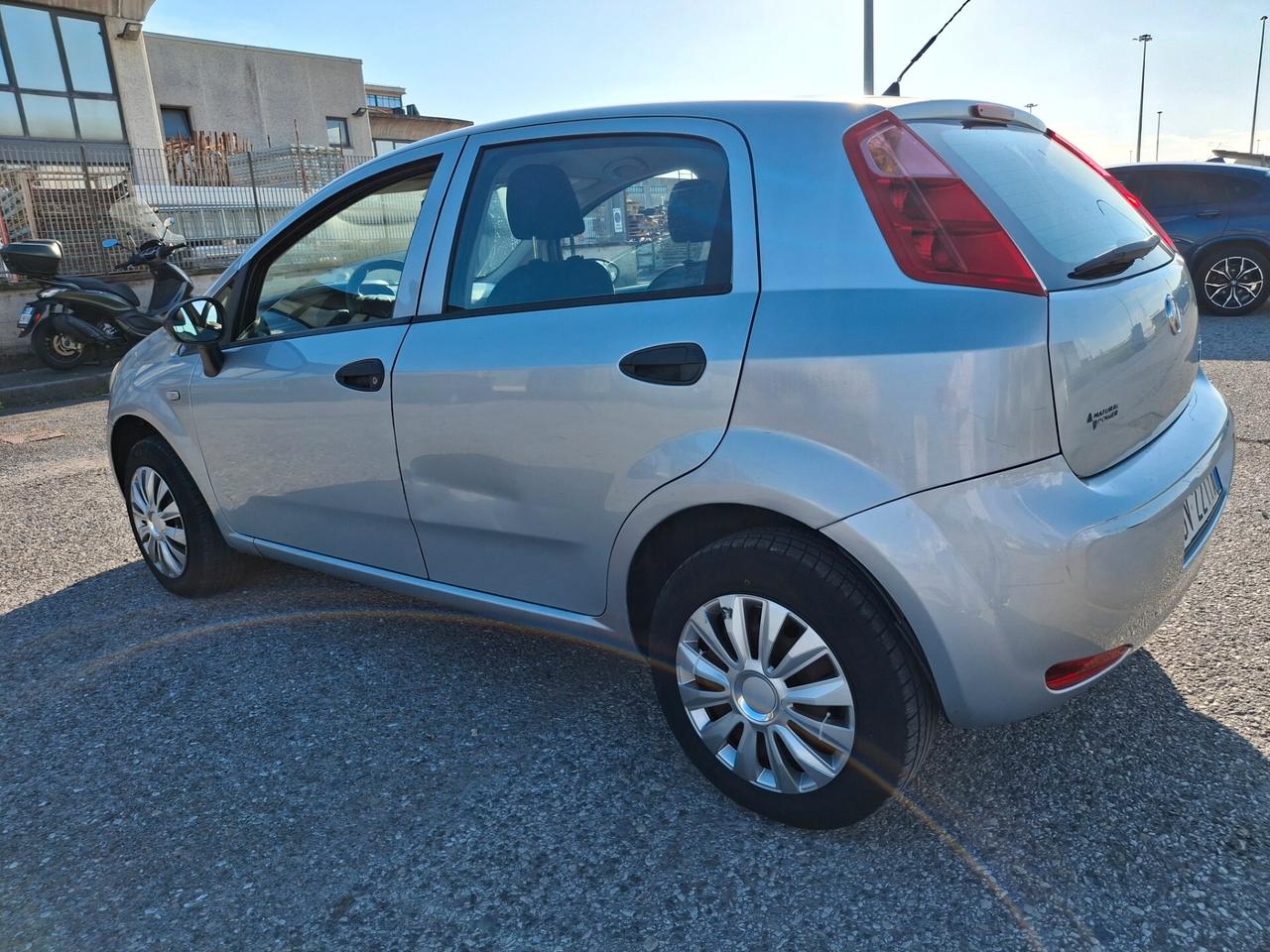 Fiat Grande Punto 1.4-5 porte Active Natural Power-METANO/BENZINA-