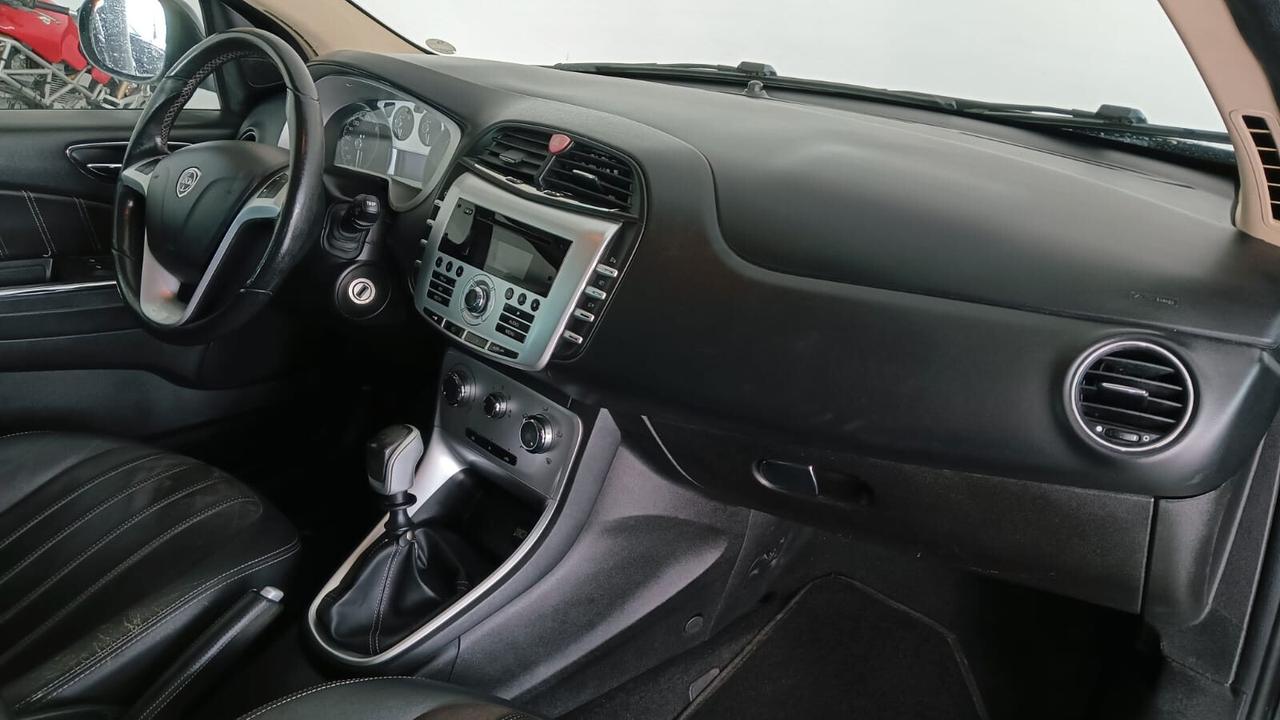 Lancia Delta 1.6 MJT DPF Oro