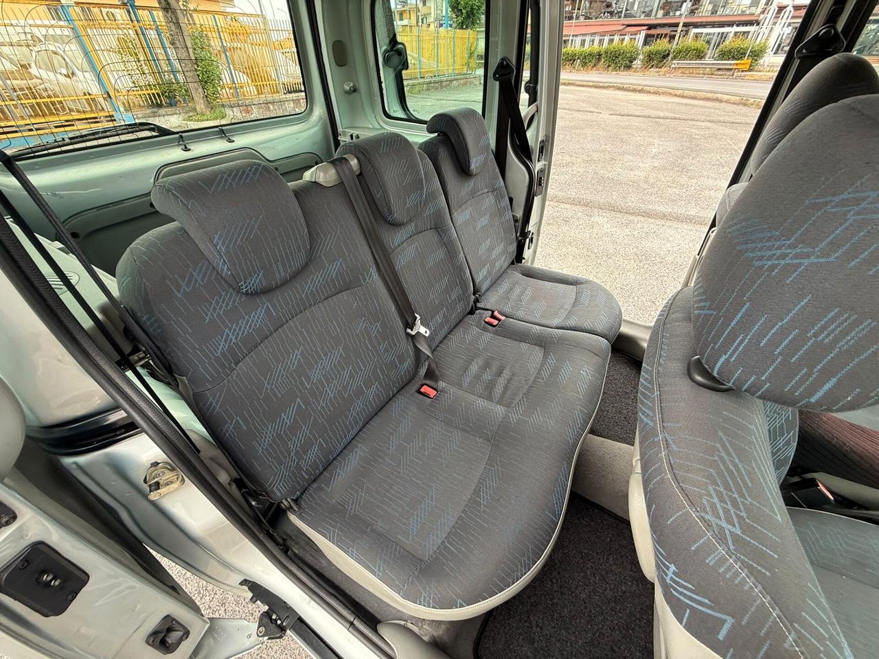 RENAULT KANGOO 1.5DCI 84CV AUTOVETTURA 5POSTI