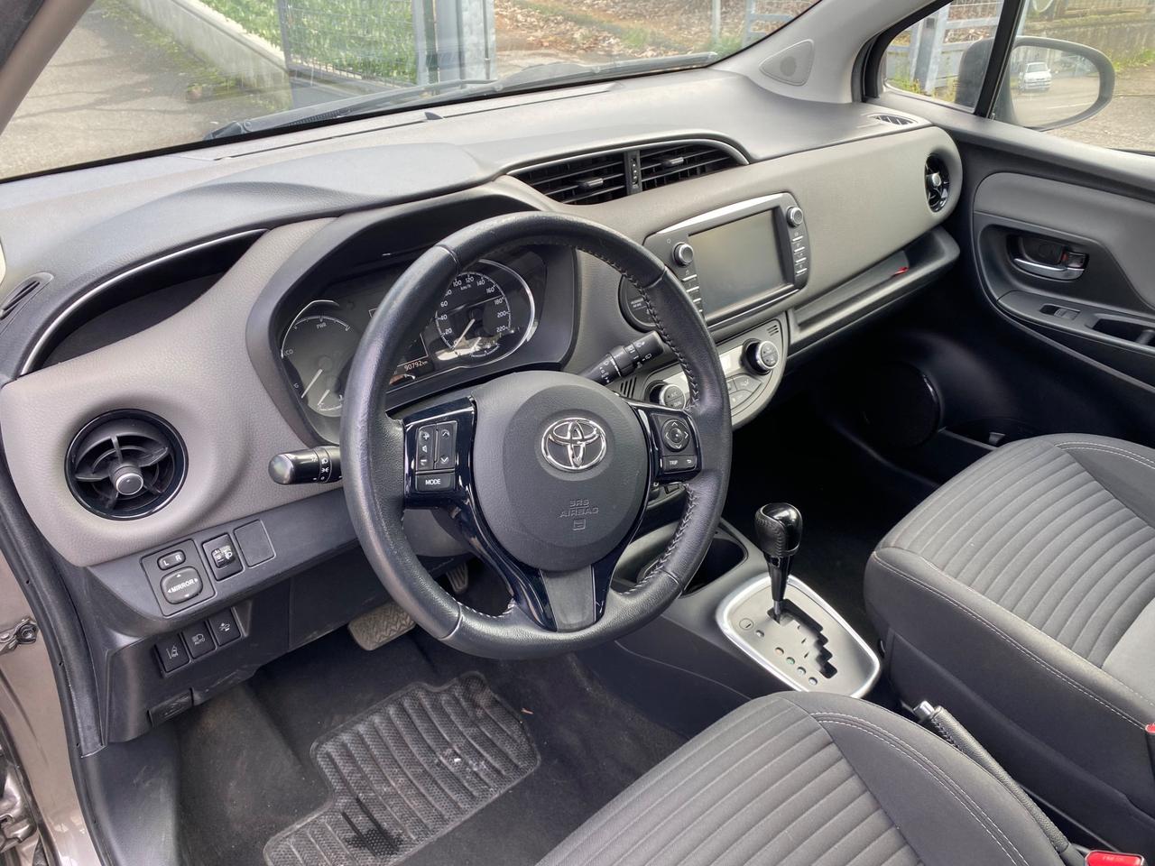 Toyota Yaris 1.5 Hybrid 5 porte Active