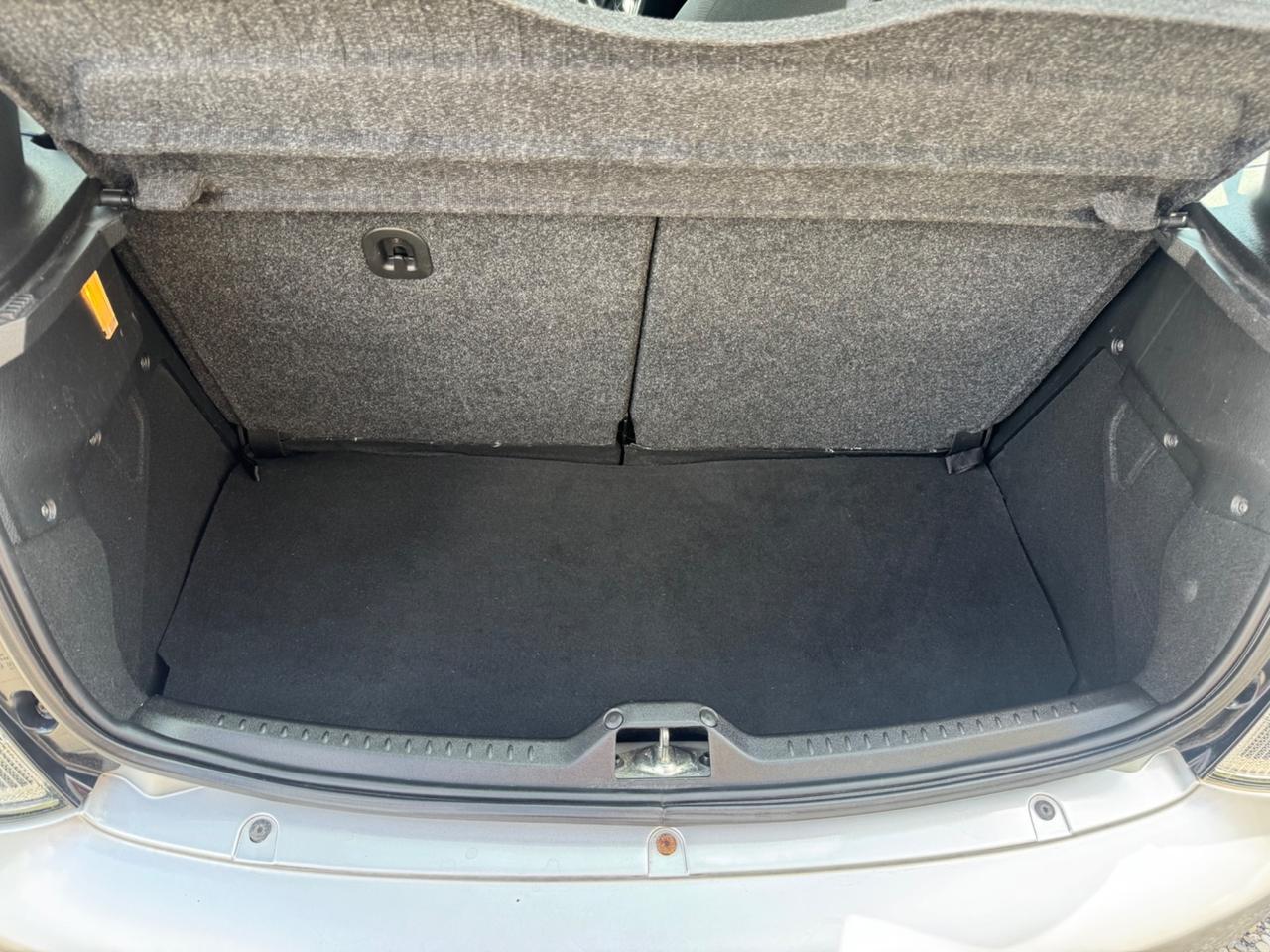 Lancia Ypsilon Neopatentati Frizione cinghie nuove