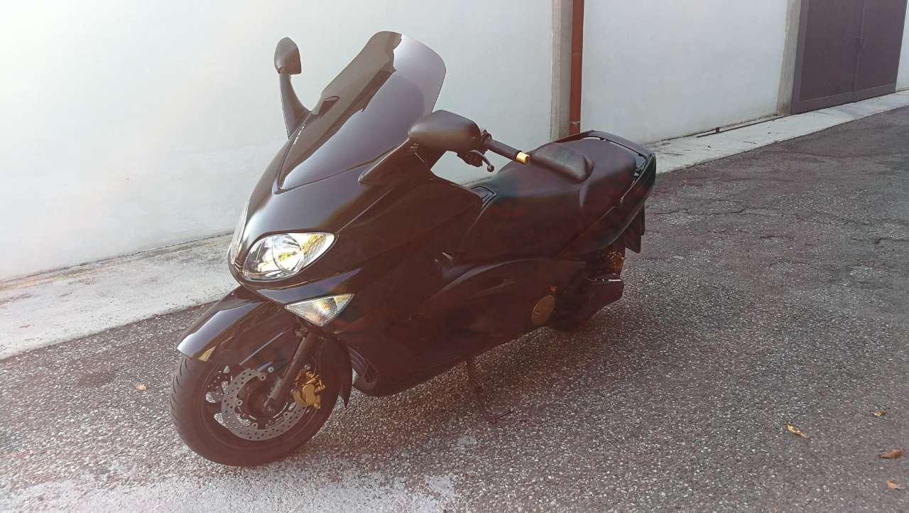 Yamaha TMAX 500