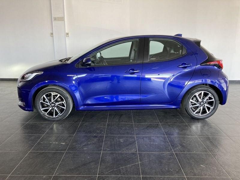 Toyota Yaris Hybrid Trend MY21