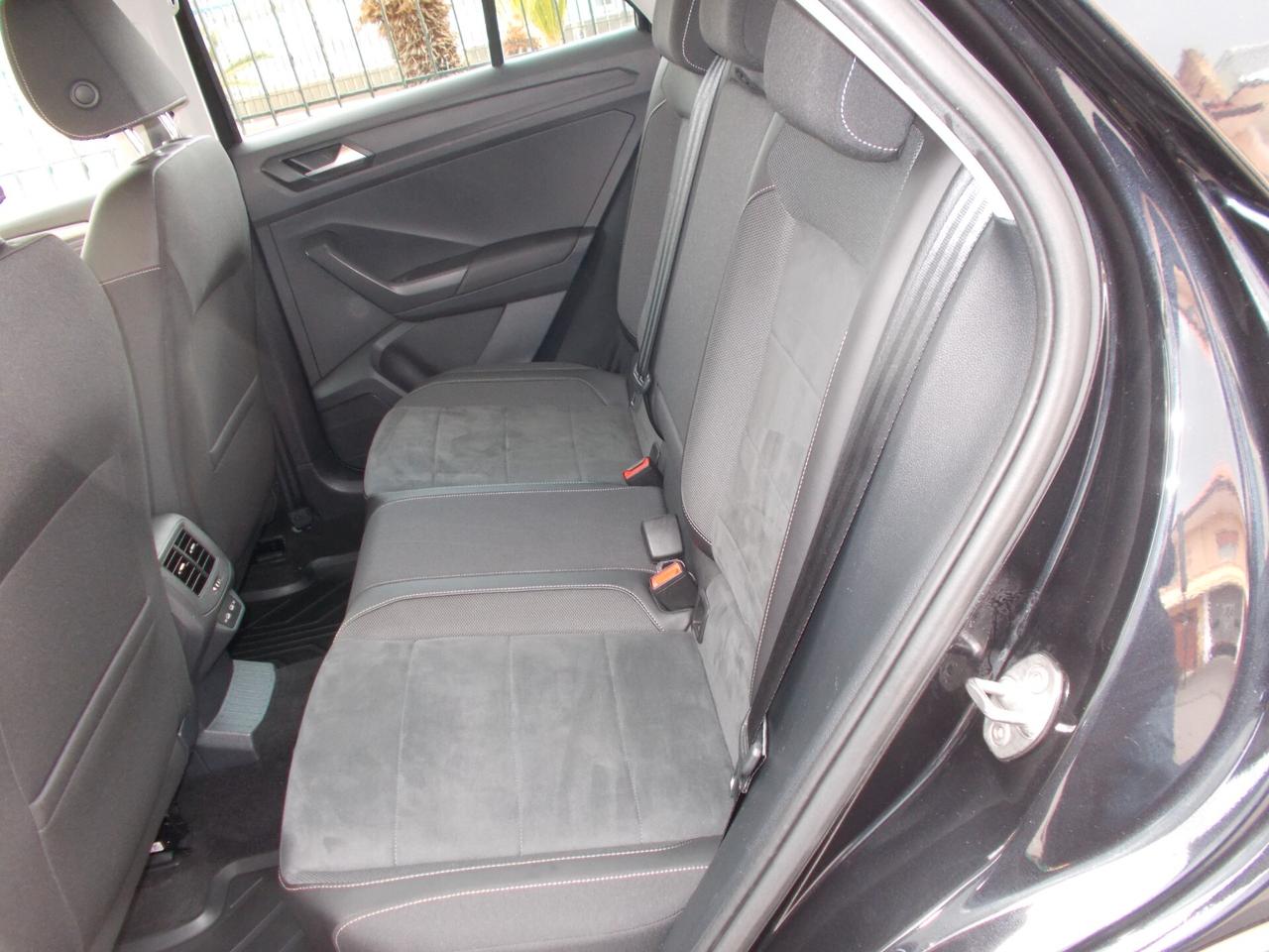 Volkswagen T-Roc 2.0 TDI SCR Style virtual-cockpit