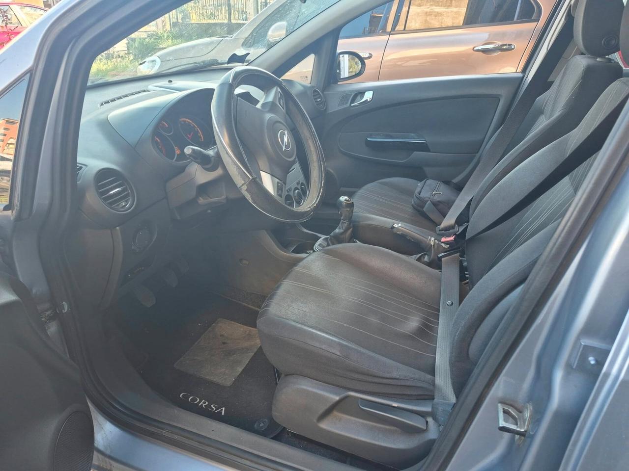 Opel Corsa 1.2 5 porte Enjoy
