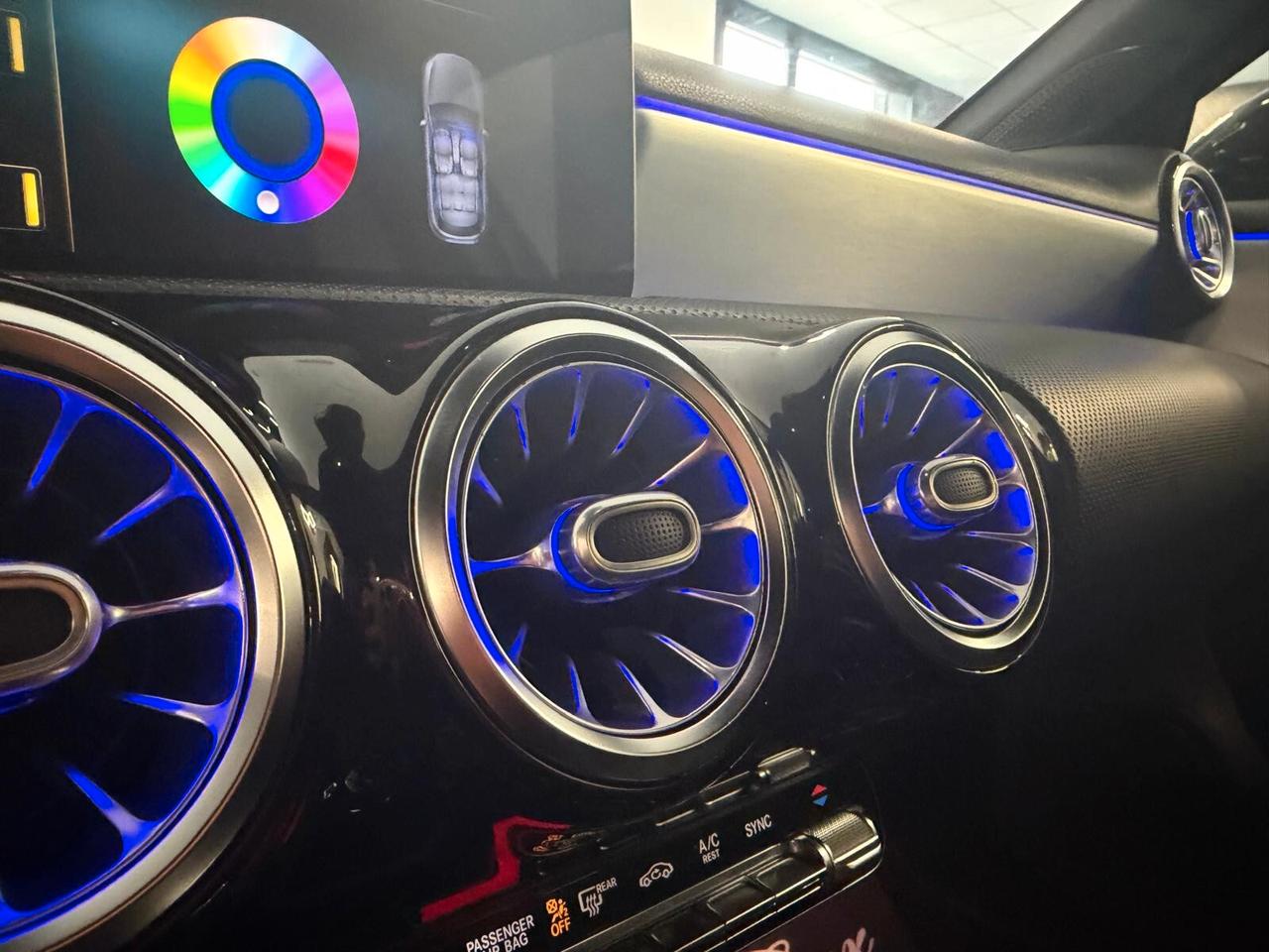 MERCEDES BENZ CLASSE A 180D PREMIUM 1.5 116CV 85KW ANNO 2019