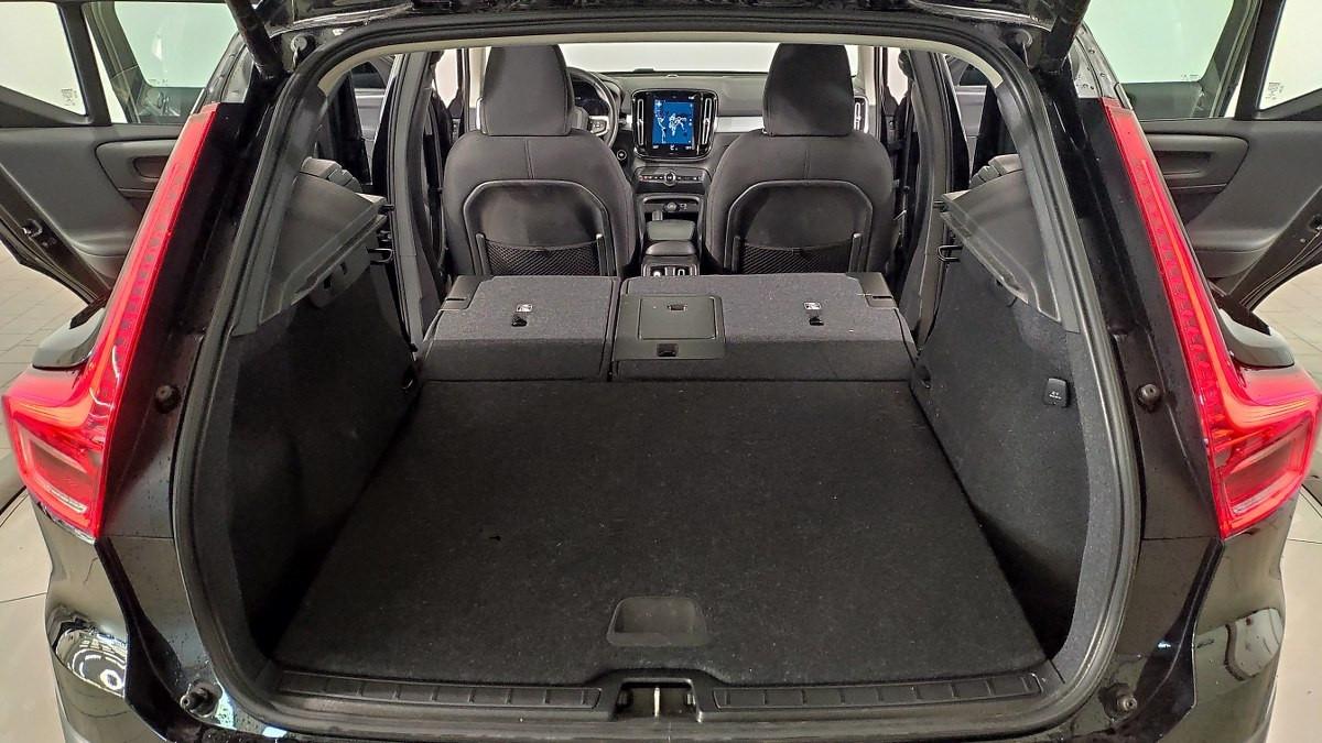 VOLVO Xc40 T2 Geartronic Momentum Pro