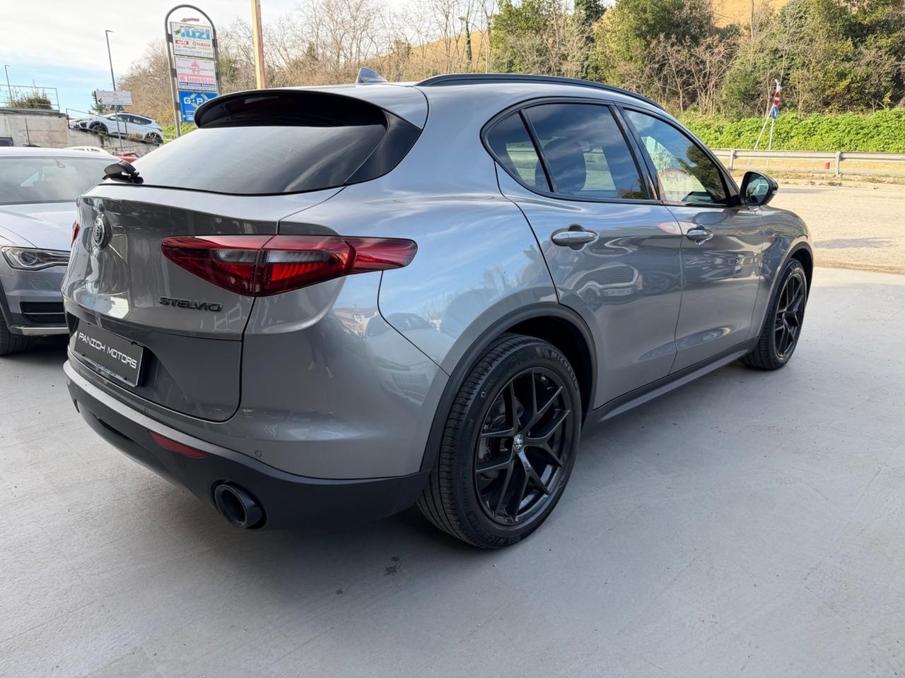 Alfa Romeo Stelvio 2.2 Turbodiesel 190 CV AT8 RWD B-Tech