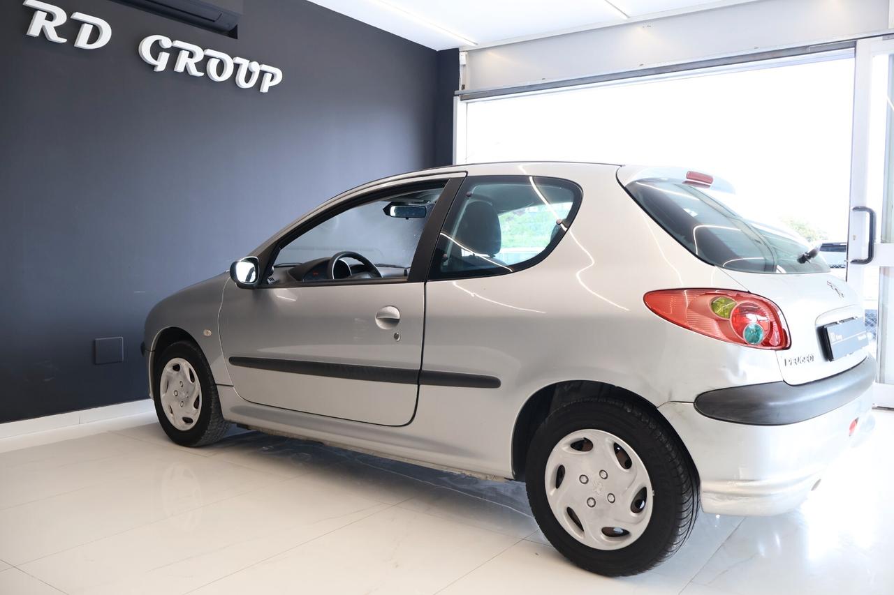 Peugeot 206 5p 1.4 hdi X-Line okneopatentati