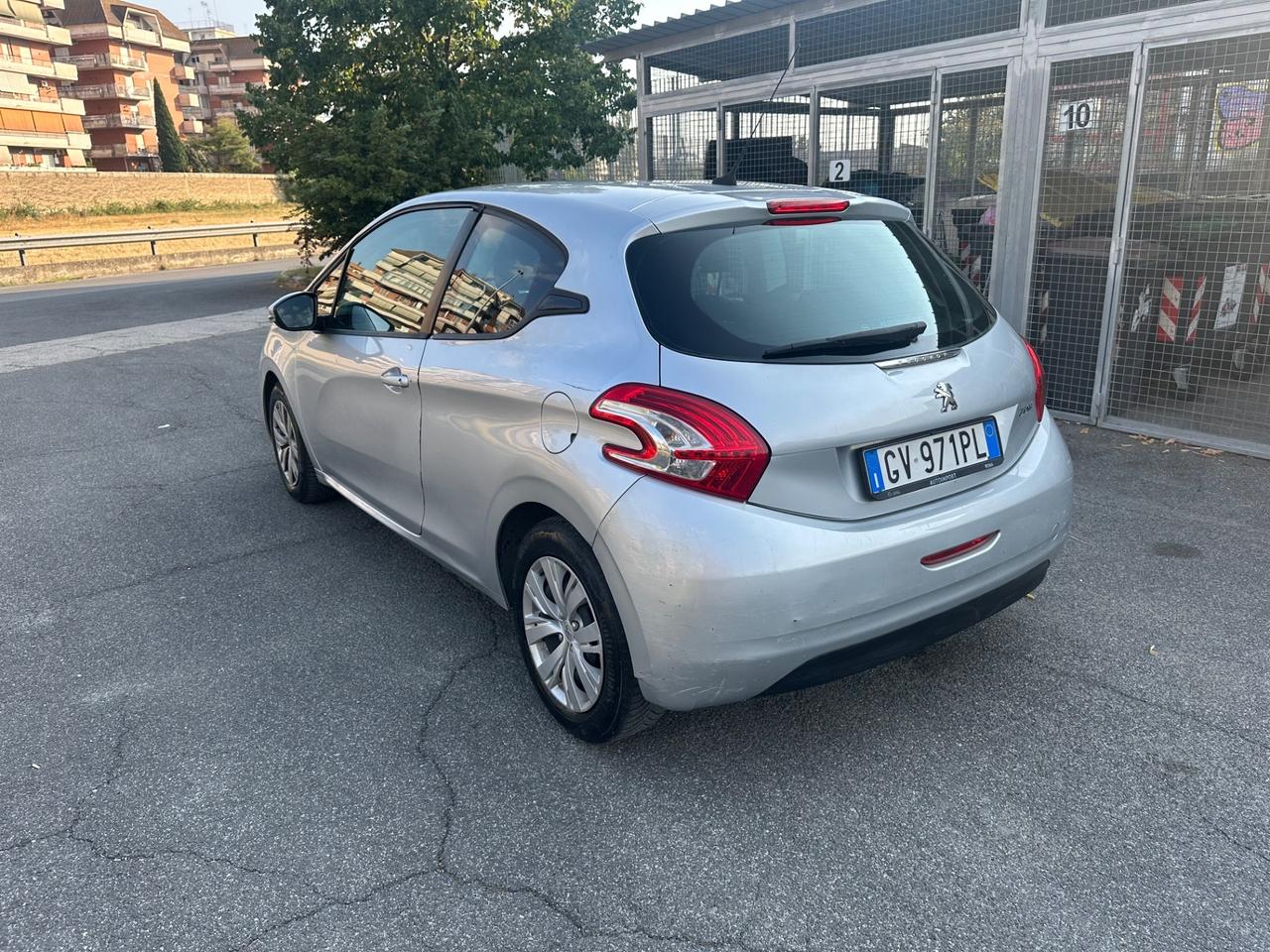 Peugeot 208 PureTech 68 3 porte Access