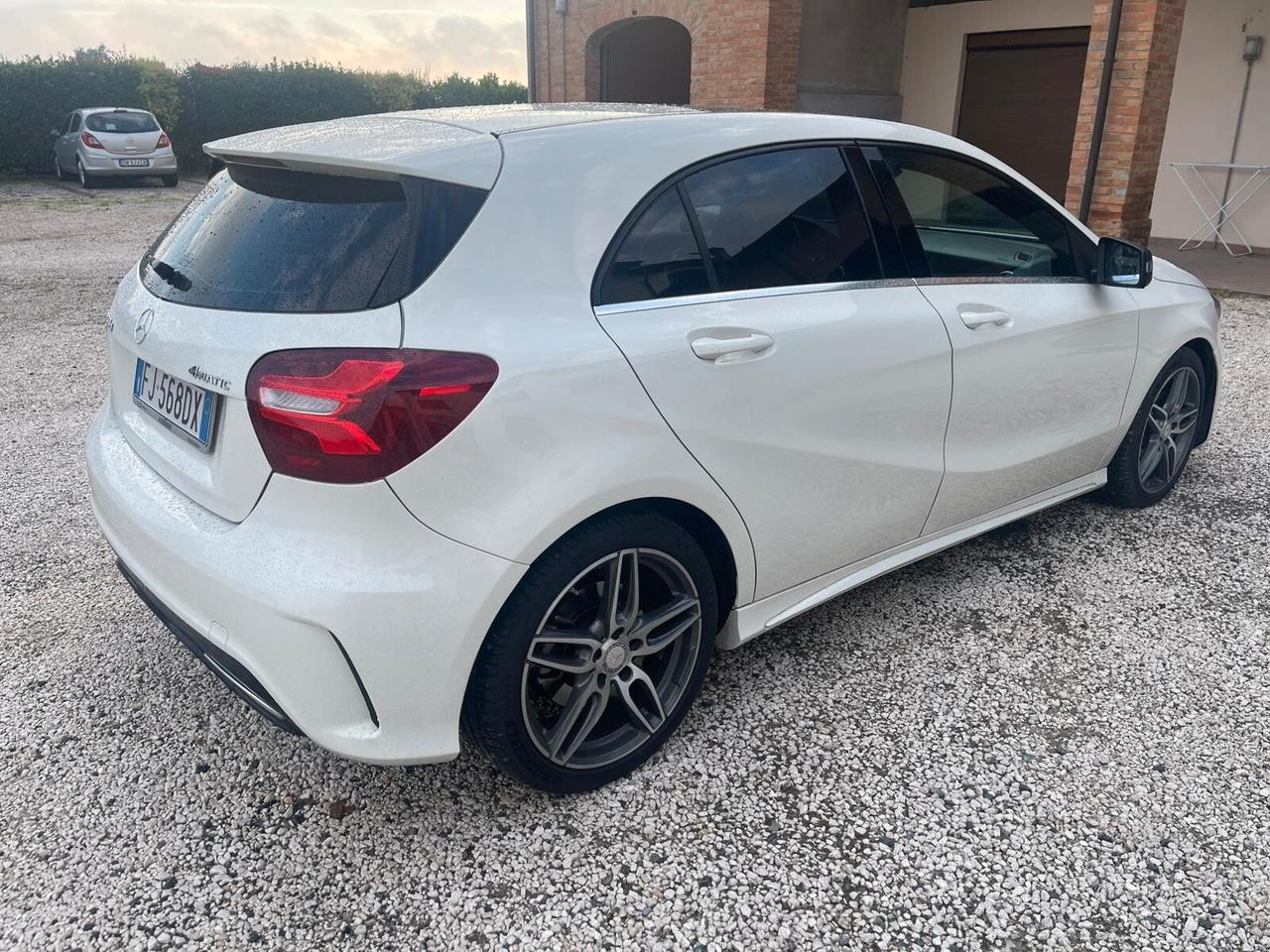 Mercedes-benz A 200 d Automatic 4Matic Premium