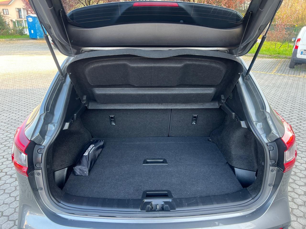 Nissan Qashqai 1.5 dCi N-Connecta
