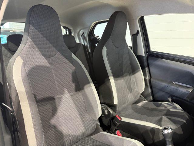 TOYOTA Aygo 1.0 VVT-i 72cv 5p x-play CARPLAY/PREZZO REALE