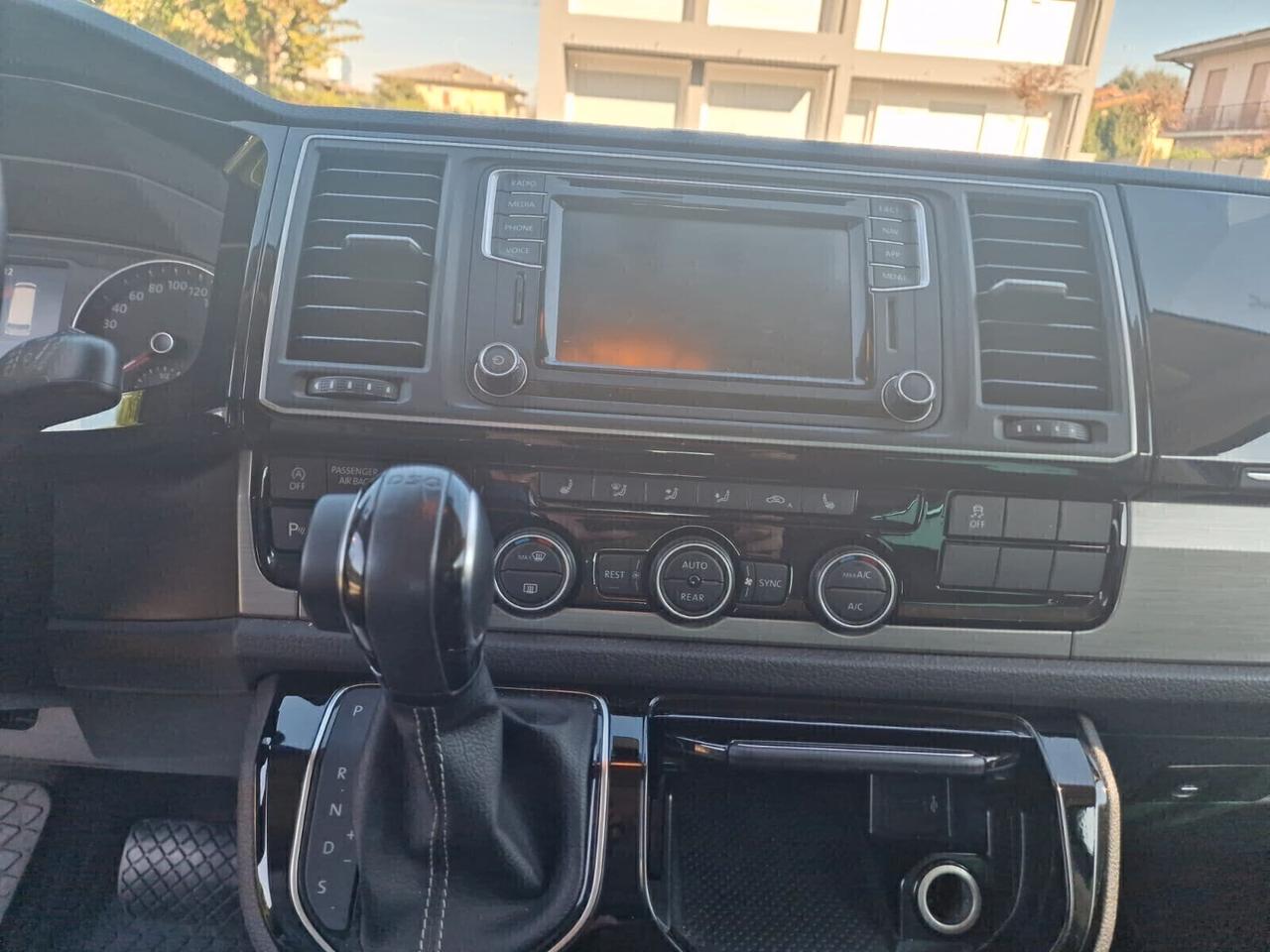 Volkswagen Multivan T6 2.0 TDI 4MOTION DSG – HIGHLINE “BULLI EDITION”