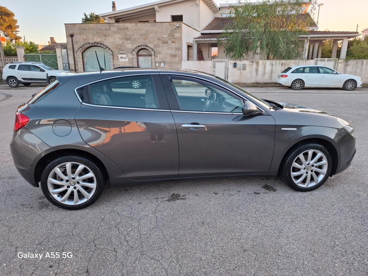 Alfa Romeo Giulietta 1.6 JTDm-2 105 CV Distinctive