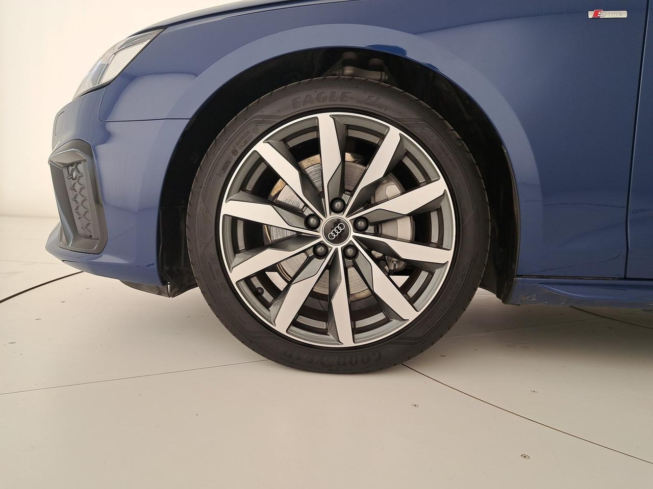 Audi A4 avant 40 2.0 tdi mhev s line edition 204cv s-tronic