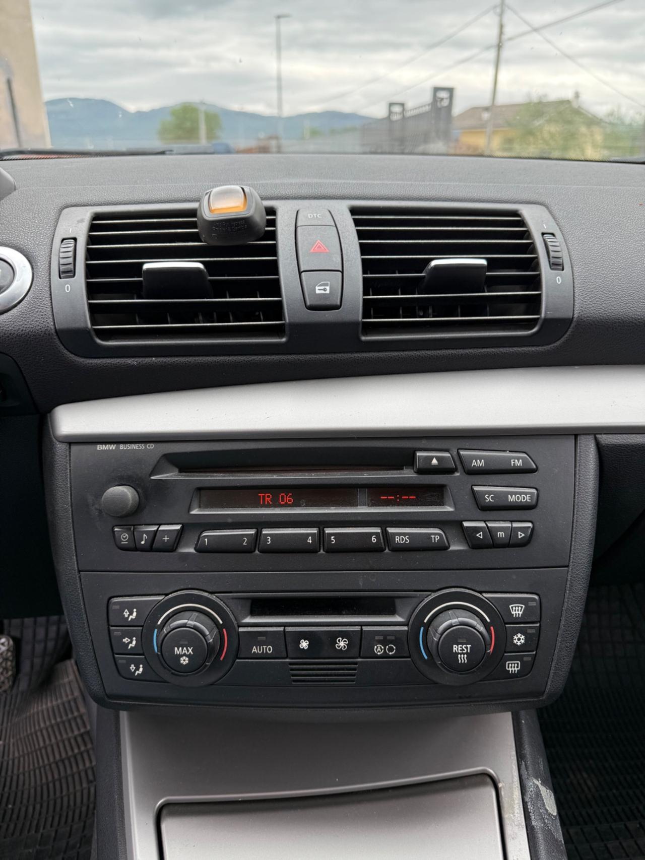 Bmw 118 118d cat 5 porte Eletta