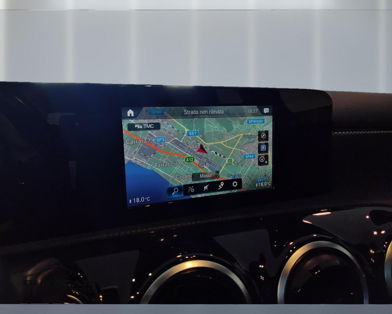 Mercedes-Benz Classe A - W177 2018 - A 180 d Sport auto