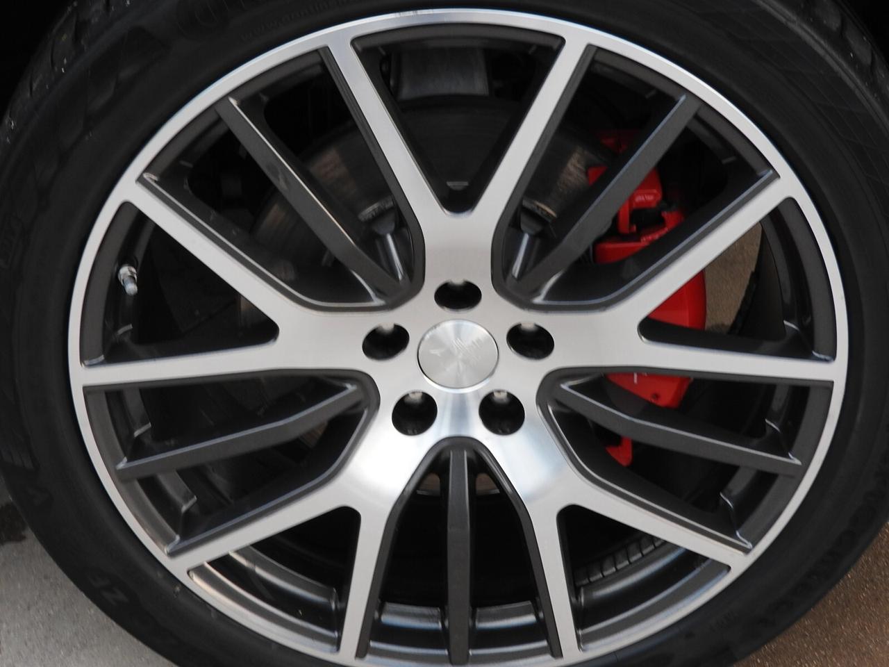 Maserati Levante V6 Diesel 275 CV AWD