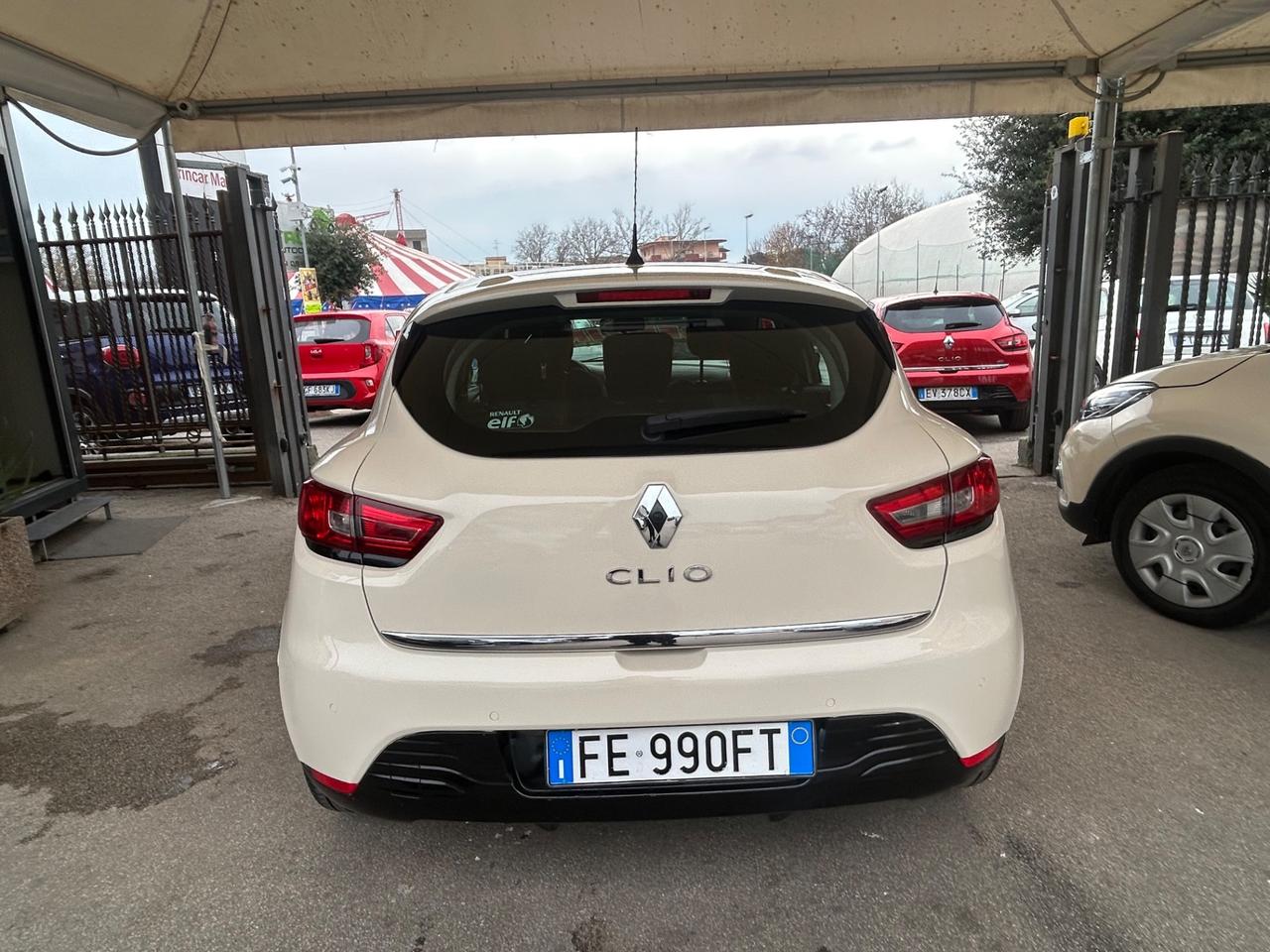 Renault Clio 1.2 75CV 5 porte Intens