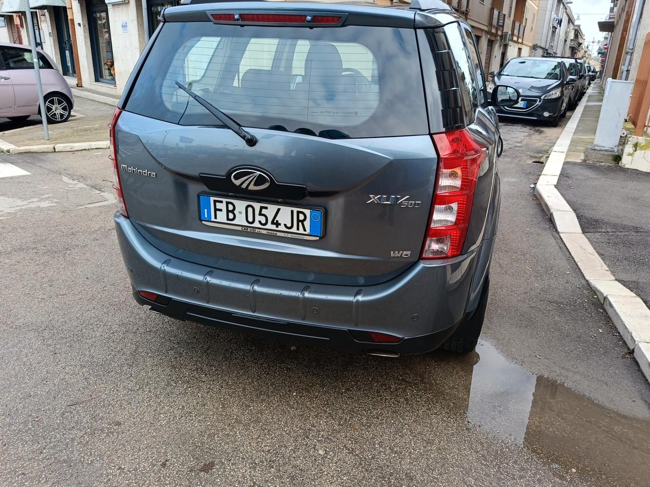 Mahindra XUV500 2.2 16V AWD W6