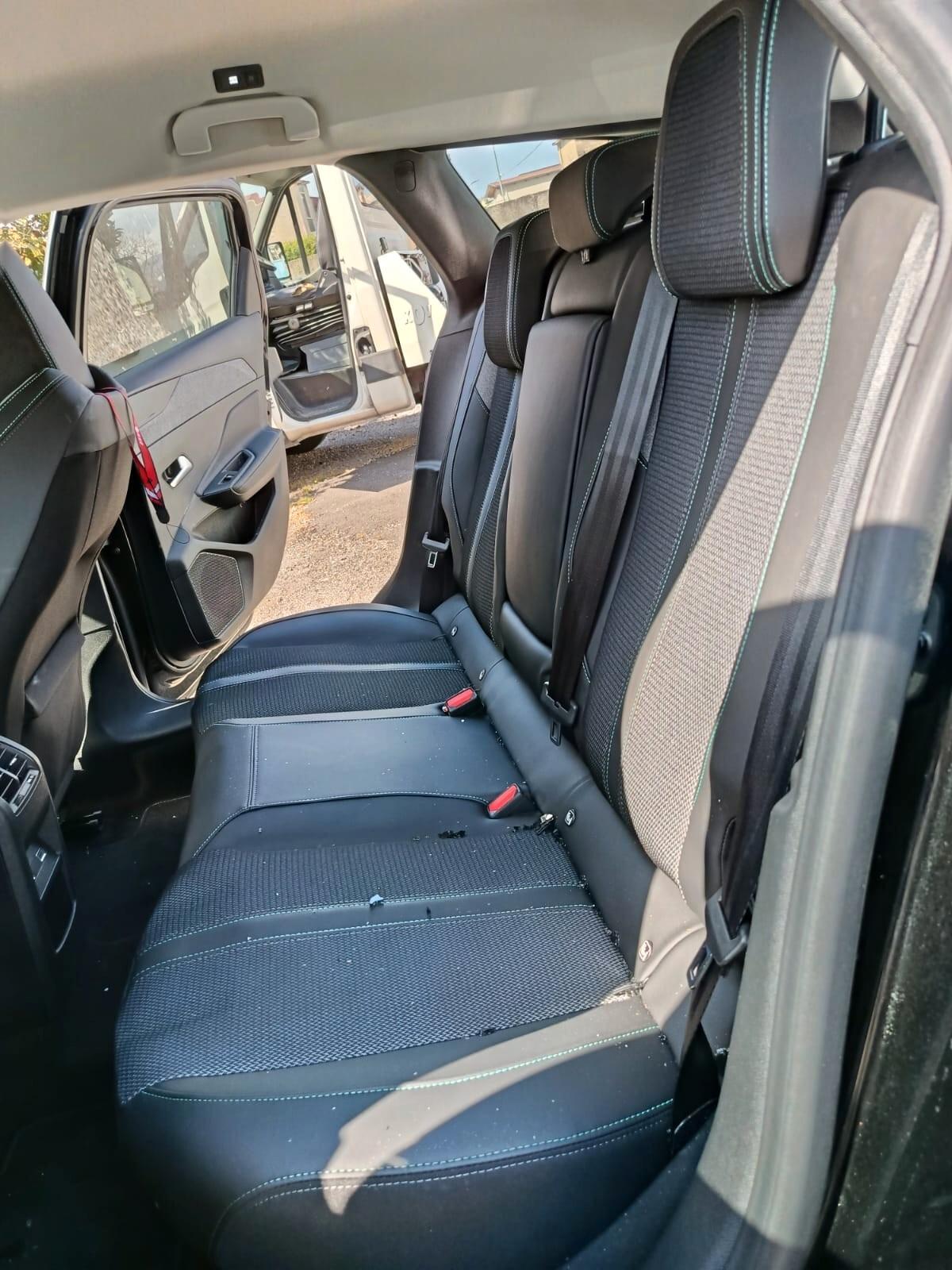 Peugeot 308 BlueHDi 130 S&S EAT8 SW GT-2025