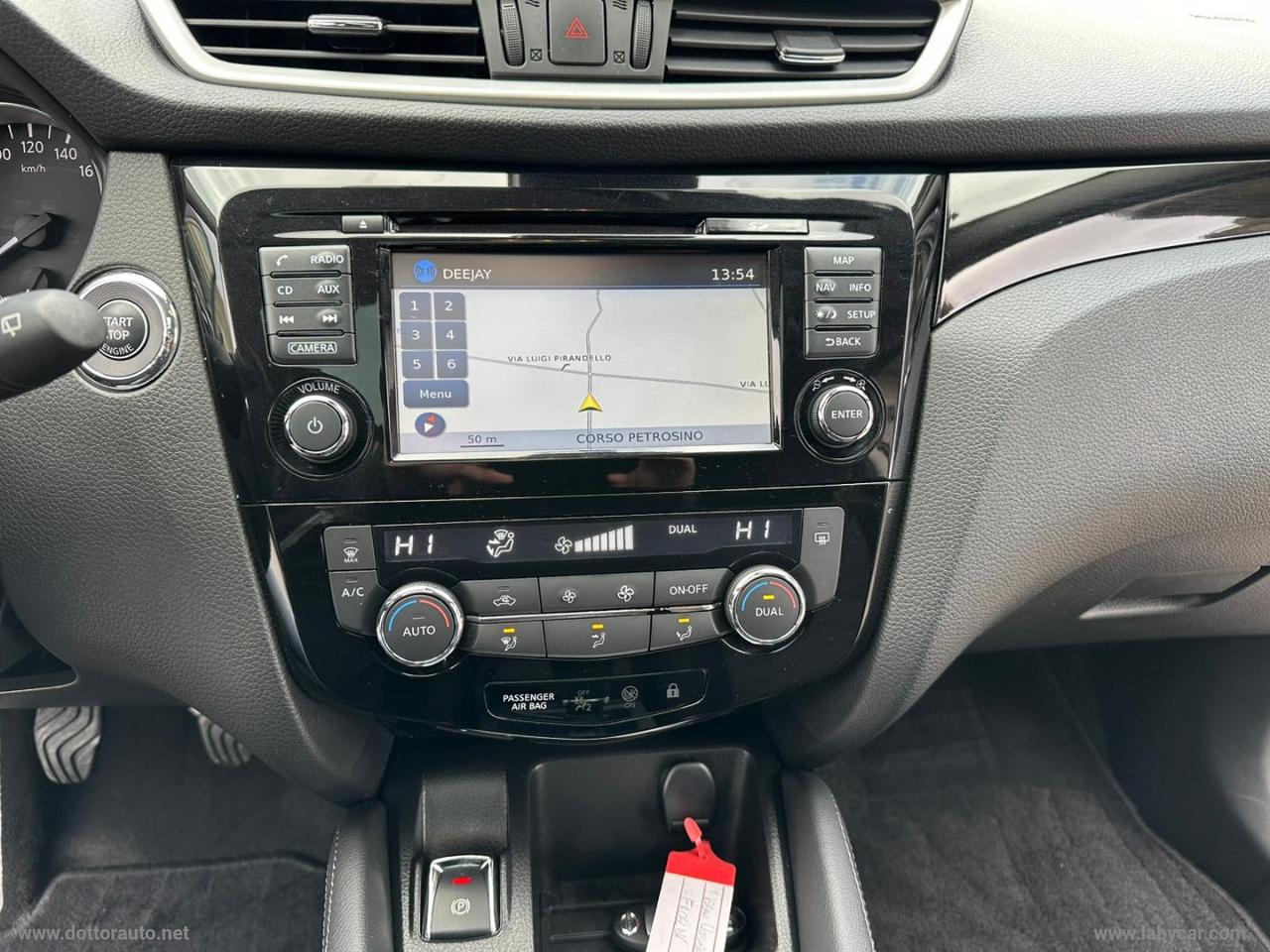 NISSAN Qashqai 1.6 dCi 2WD Tekna