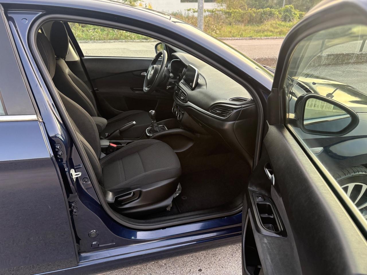 Fiat Tipo 1.6 MULTIJET 120CV S&S 5Porte Lounge LED