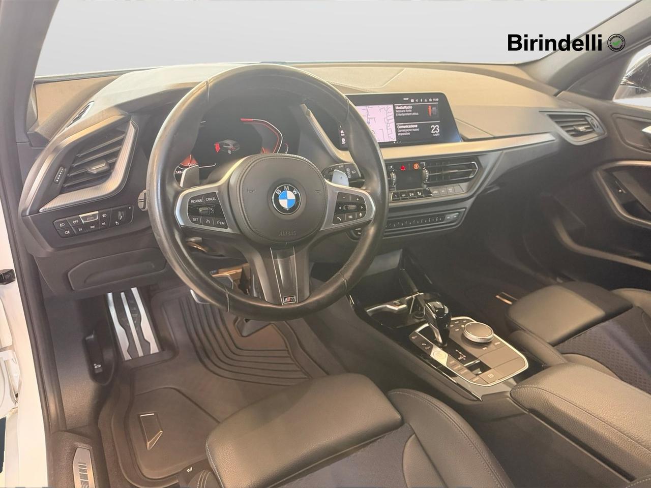 BMW Serie 1 (F40) - 118d 5p. Msport