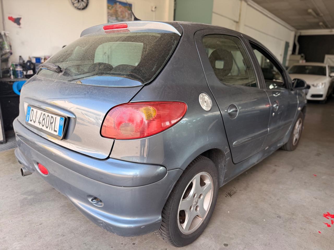 Peugeot 206 1.4 5p. Enfant Terrible