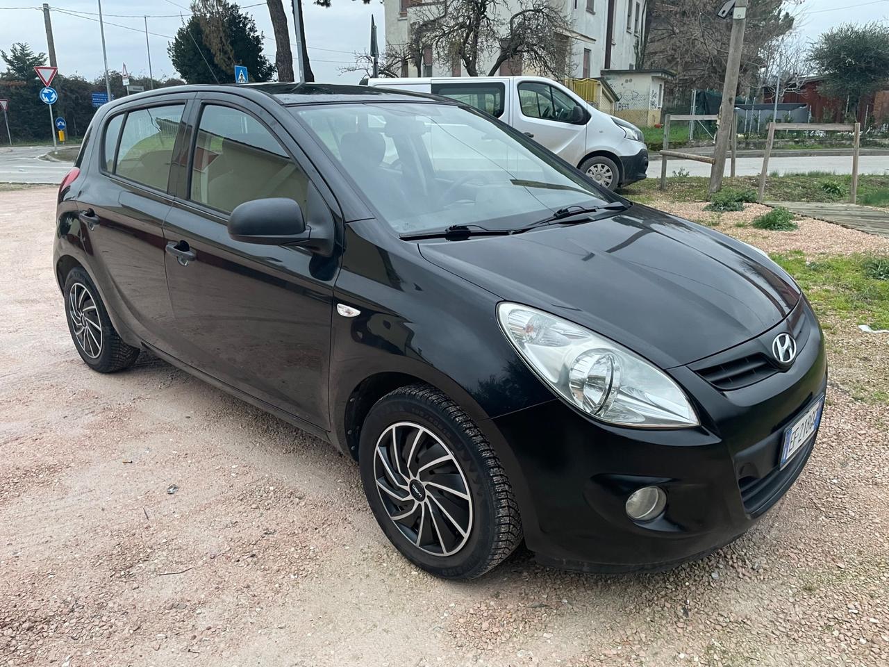 Hyundai i20 1.2 5p. Classic