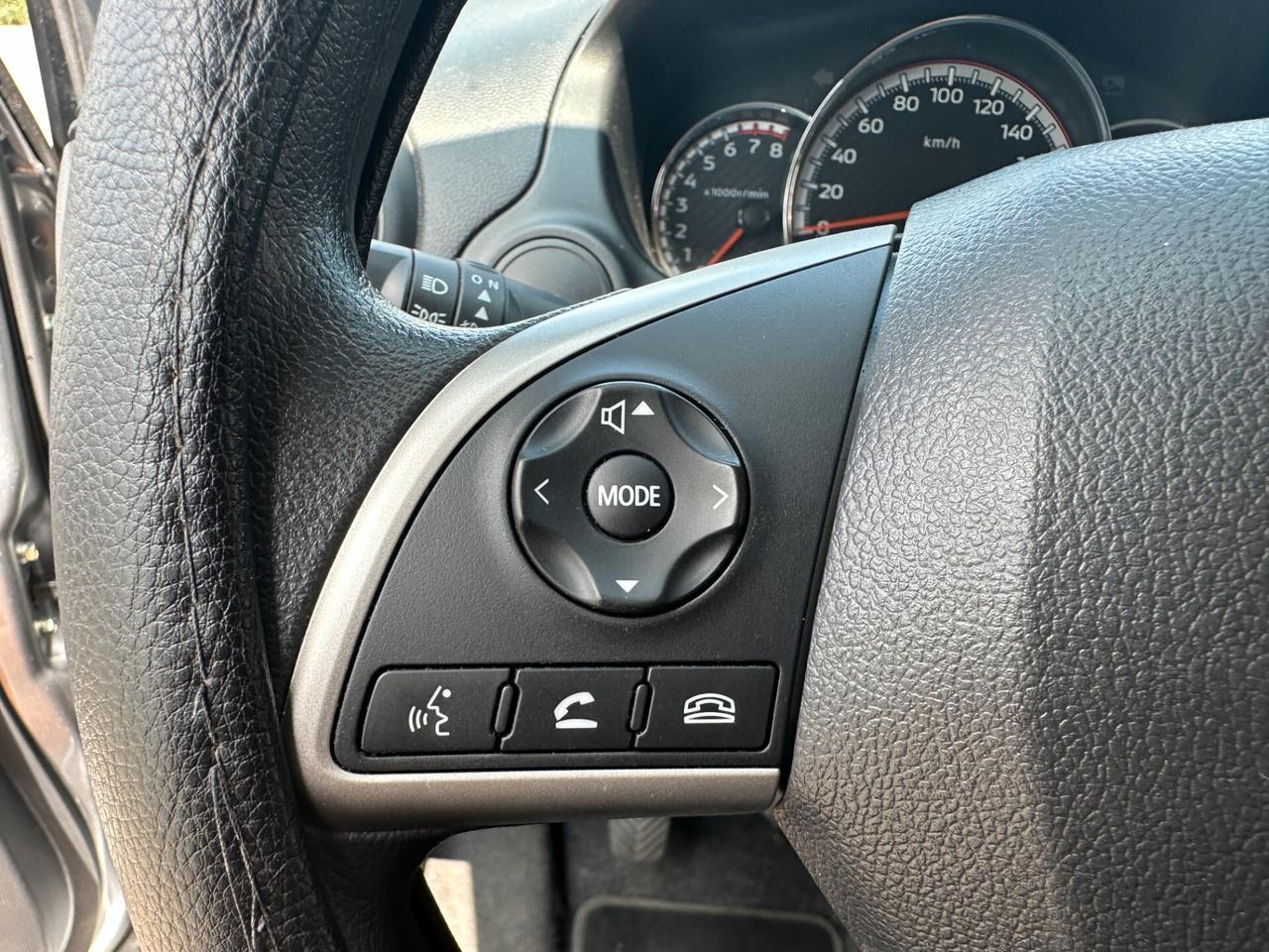 Mitsubishi Space Star Space Star 1.2 Invite Radio