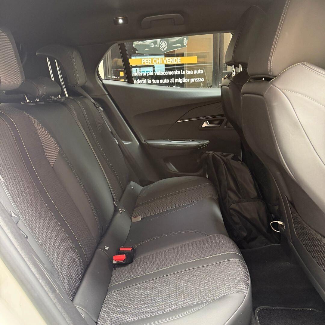 Peugeot 2008 **IVA ESPOSTA, AUTOCARRO**
