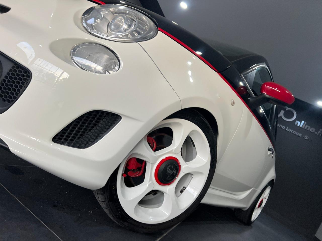 Abarth 500 C 1.4 Turbo T-Jet MTA Bicolore