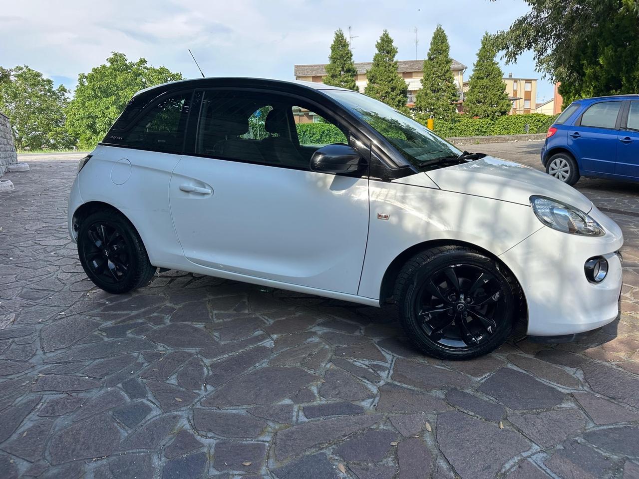 Opel Adam 1.4 87 CV GPL Tech White/Black Link