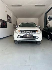 Mitsubishi L200 Full