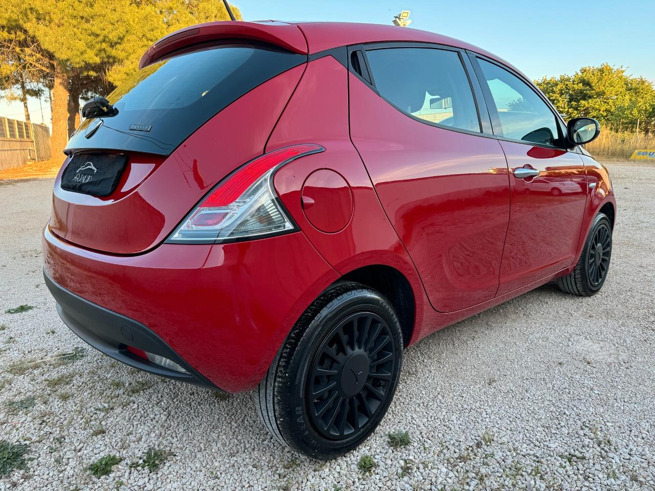 LANCIA YPSILON 1.0 70CV HYBRID GOLD 2022