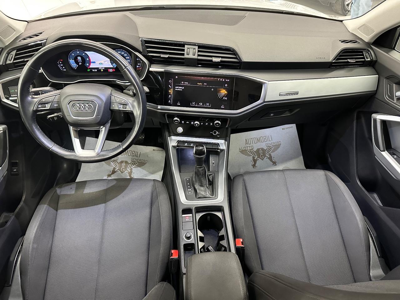 Audi Q3 35 TDI 2.0 150 CV Business Advanced 12.2018